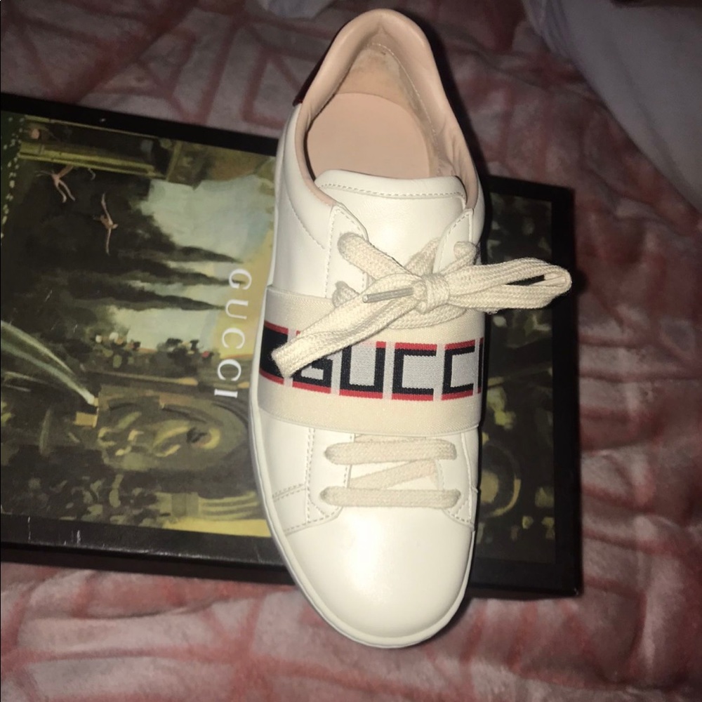 Womens Gucci size 5.5